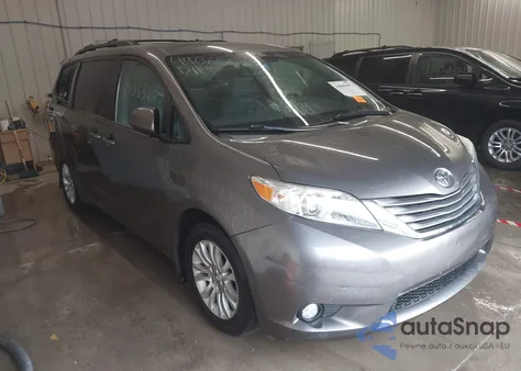 2017 Toyota Sienna Xle 8 Passenger z USA, uszkodzony, nr VIN 5TDYZ3DCXHS800425